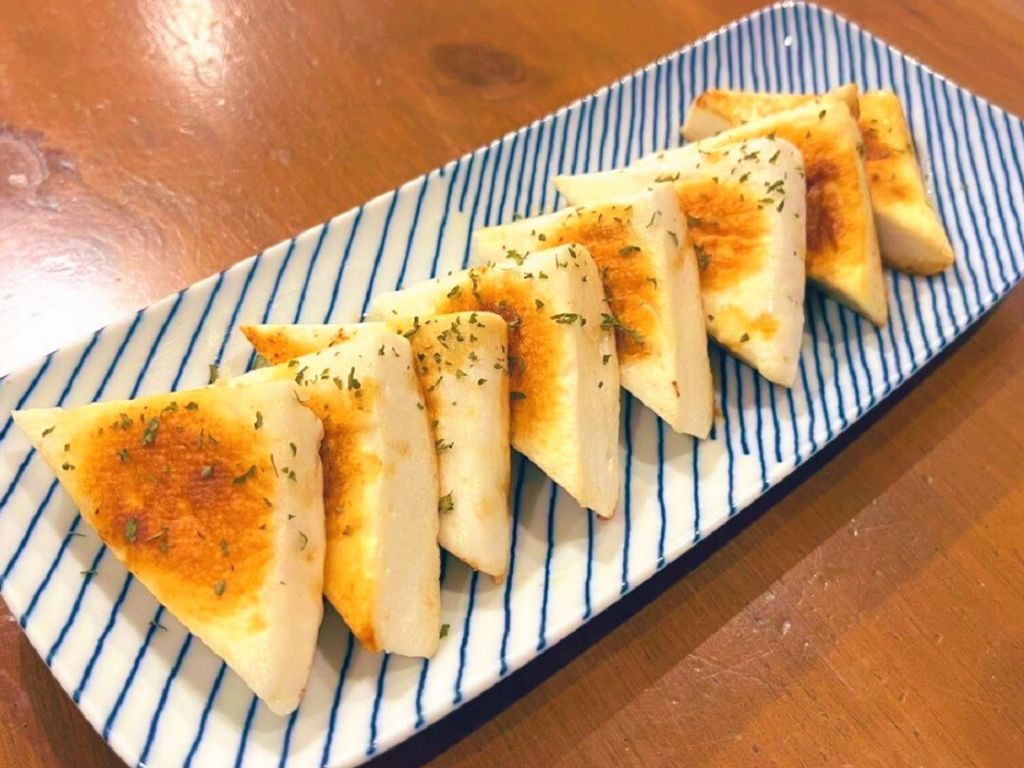 はんぺんのバター醤油焼き