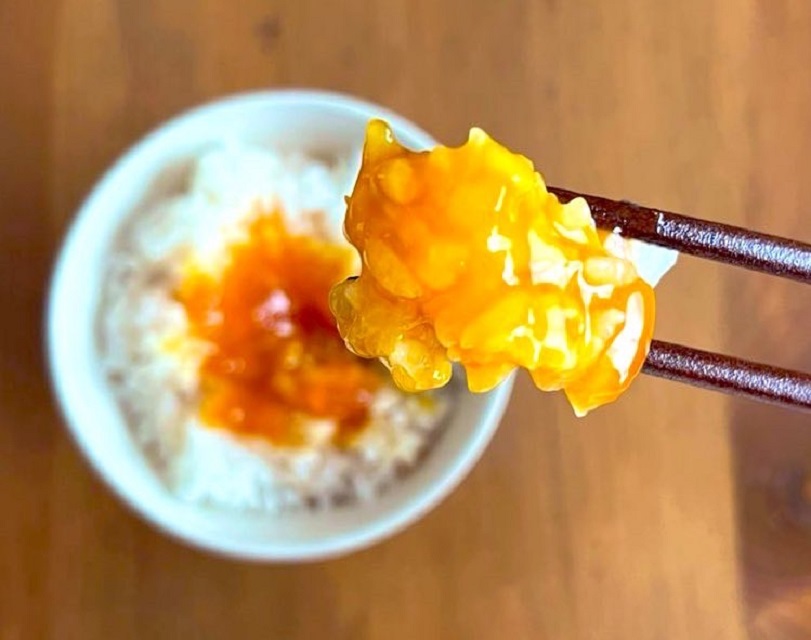 漬けるだけで作れる「卵黄漬け丼」の写真 7
