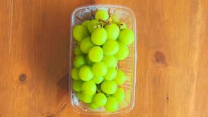 炭酸水に漬けるだけ。「炭酸マスカット」の作り方の写真 7