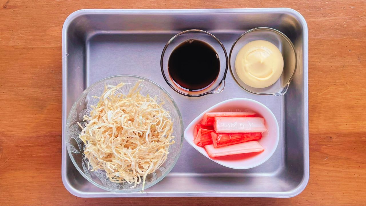 かに風味かまぼこ、切り干し大根、マヨネーズ、ポン酢