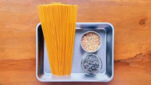 ツナ塩昆布パスタの材料